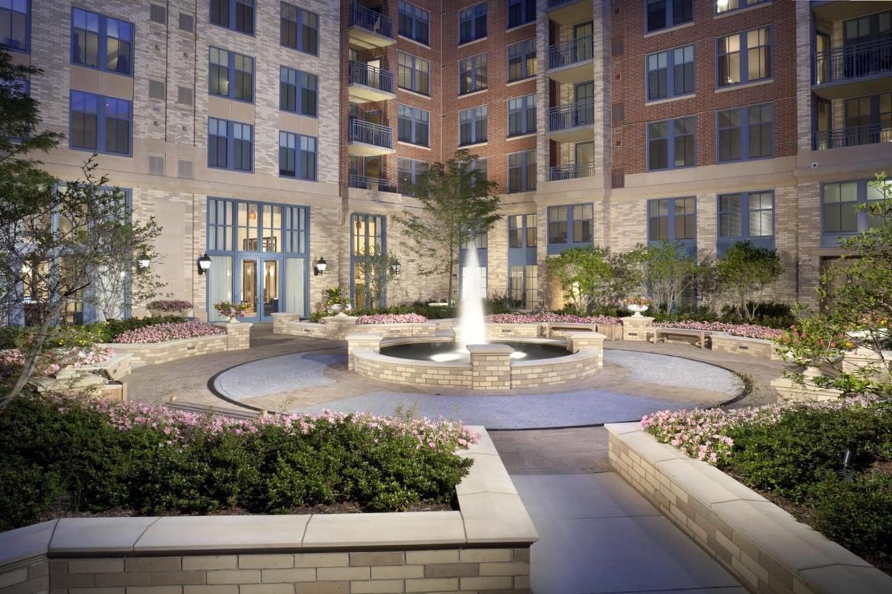 Splendid 2 Bedroom Condo At Pentagon City Arlington Extérieur photo