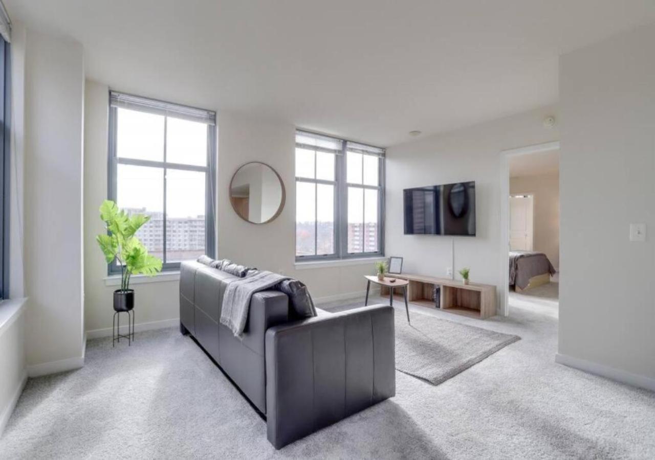 Splendid 2 Bedroom Condo At Pentagon City Arlington Extérieur photo