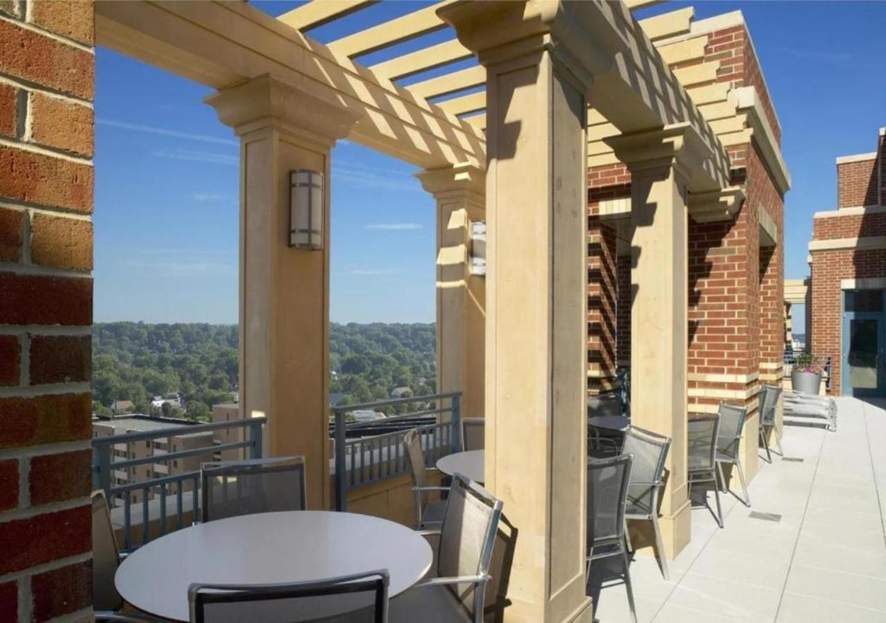 Splendid 2 Bedroom Condo At Pentagon City Arlington Extérieur photo