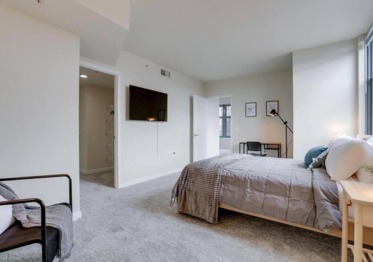Splendid 2 Bedroom Condo At Pentagon City Arlington Extérieur photo